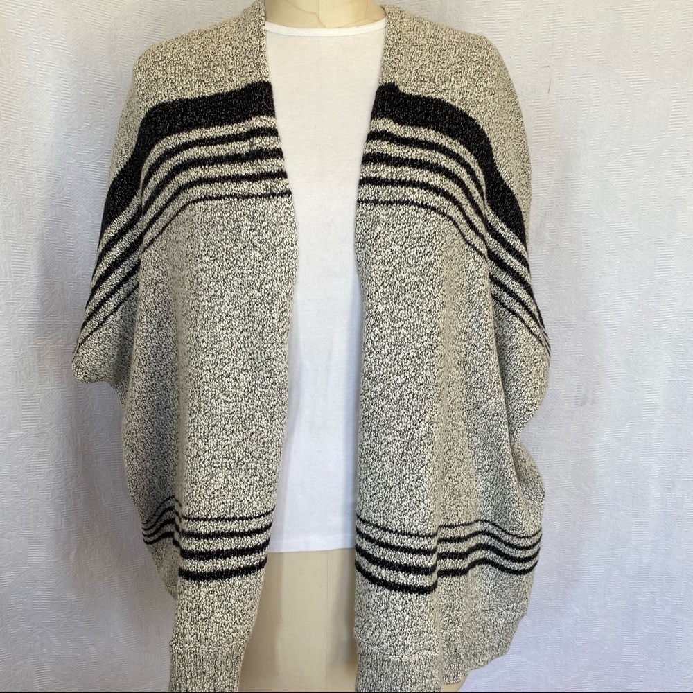 Community Aritzia XS-M poncho sweater cotton/poly salt and pepper